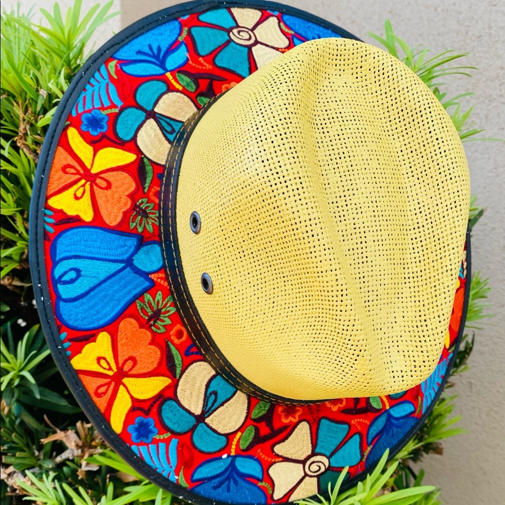 Artisanal Embroidered Hat